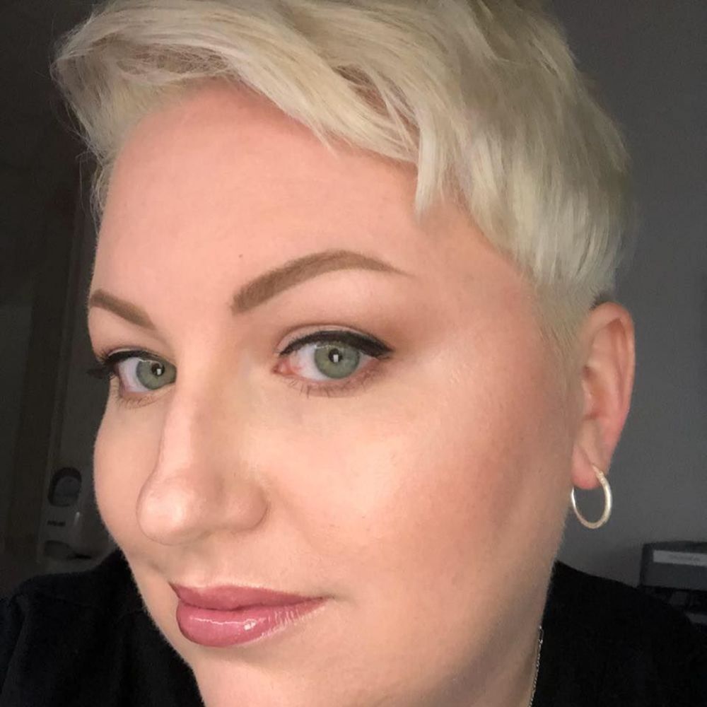 Meet your Posher, Beverly